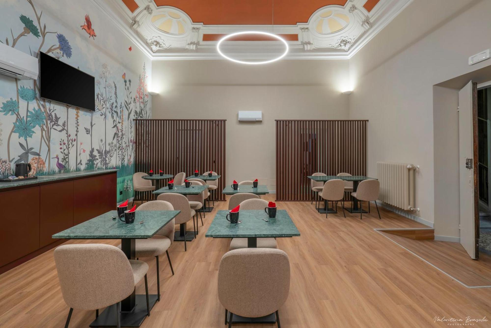 Hotel Adamas Флоренция Экстерьер фото